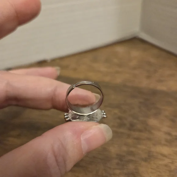 Hello Kitty Rhinestone Adjustable Ring - Picture 7 of 9